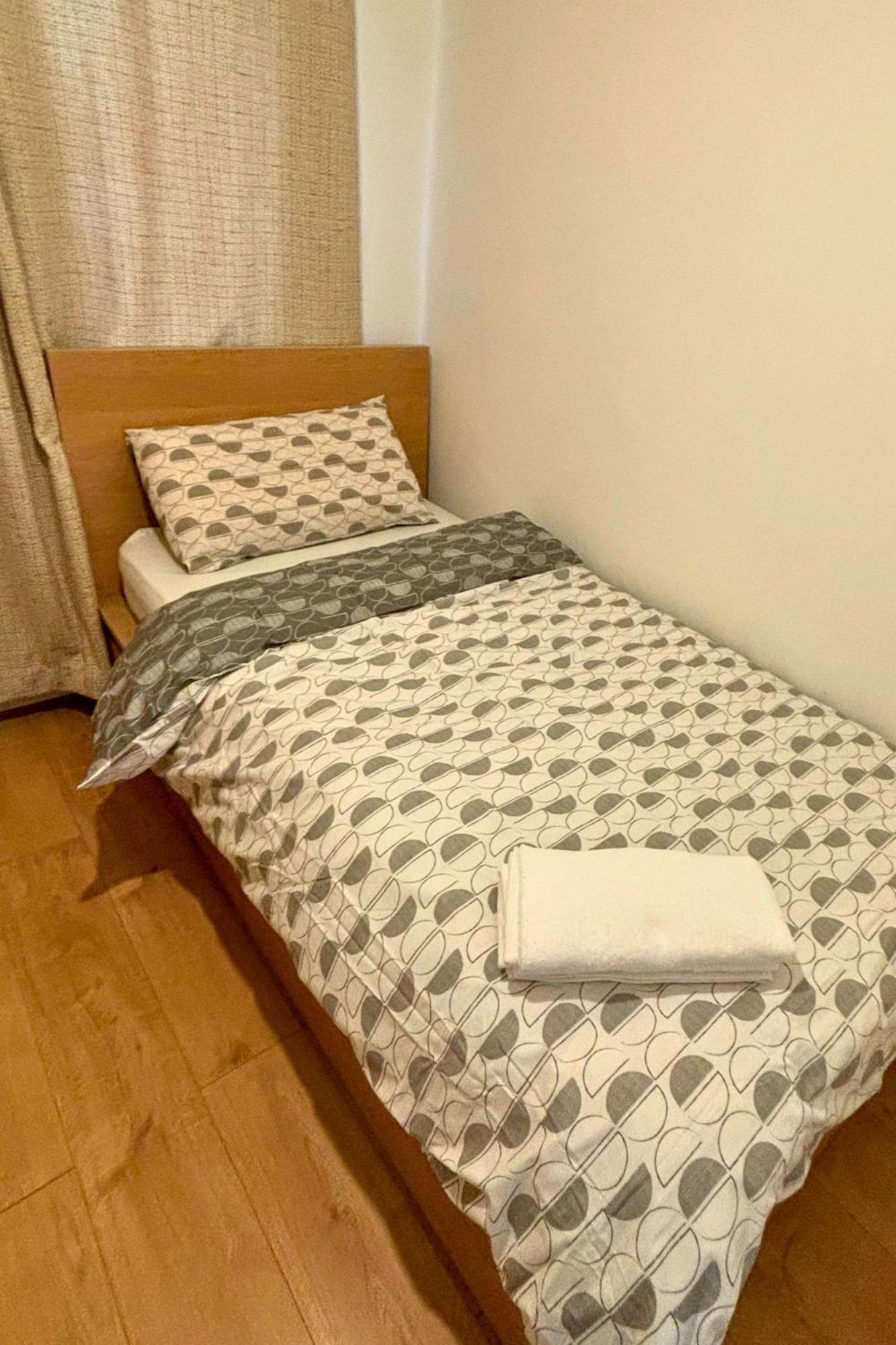 Charming And Cosy London Home, Garden, Parking & Family Fun Mitcham Ngoại thất bức ảnh